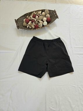 NovaMen Black Athletic Shorts - Lightweight Performance